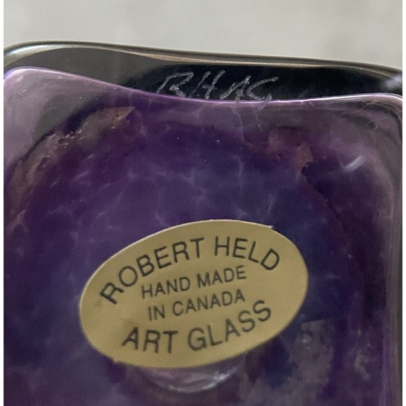 Robert Held 4” Small Triangular Purple Bud Vase w/Iridescent Swirl Design SIGNED - Picture 8 of 12